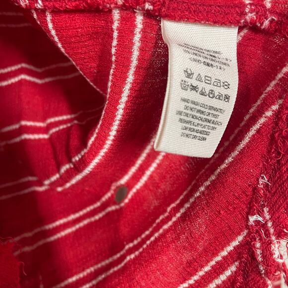 Free People Medium Scoop Neck Tee Red Stripe Linen Blend Frayed Hem Long Sleeves - Picture 9 of 12
